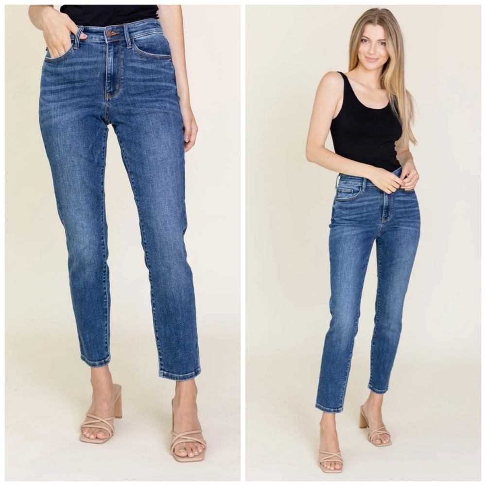 Judy Blue Medium Wash Slim Fit Straight Leg Ankle Jeans Women’s Size 26